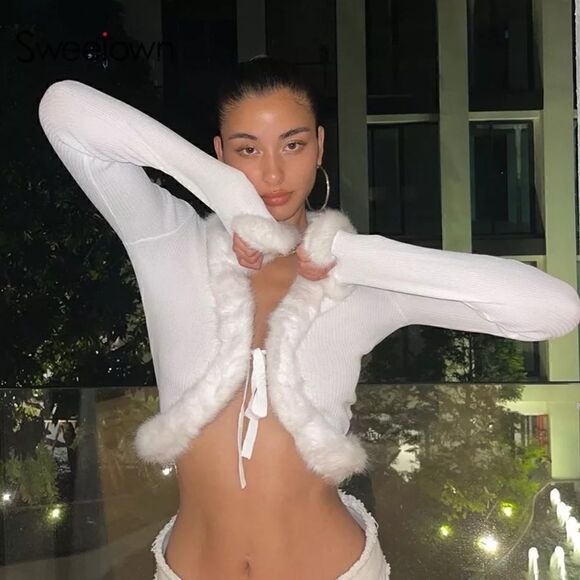 Y2K Winter Faux Fur Trim Cardigan - Picture 2 of 11